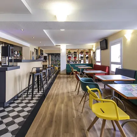 Ibis Rochefort-3